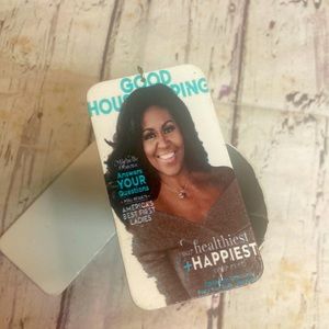 Michelle Obama printed wooden earrings white